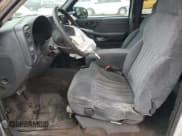 ✅ 2000 Chevrolet S-10 LS • VIN: 1GCCS19W9YK106385 • Лот: 43113425. Опубликован ранее на Copart с пробегом 222 516 миль. Бесплатный доступ к архиву аукционных продаж из США и подробный отчёт об истории автомобиля на DreamBid. Изображение 7.