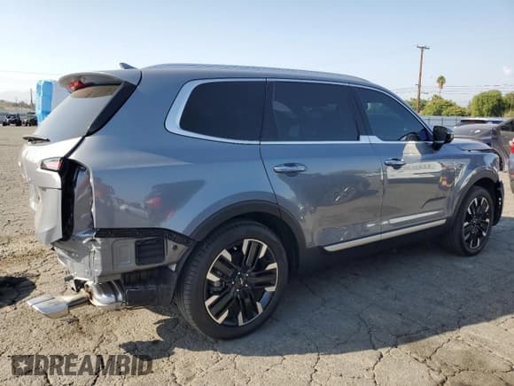 ✅ 2024 Kia Telluride SX • VIN: 5XYP54GC9RG530420 • Lot: 58373725. Listed on Copart with 13,035 mi. Free auction sales archive from the USA and detailed vehicle history report at DreamBid. Image 3.
