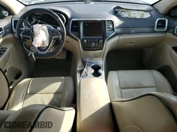 ✅ 2017 Jeep Grand Cherokee Overland • VIN: 1C4RJFCG2HC633013 • Lot: 84521465. Wystawiony na Copart z przebiegiem 117 954 mil. Bezpłatny archiwum sprzedaży aukcyjnych z USA i szczegółowy raport historii pojazdu na DreamBid. Zdjęcie 8.