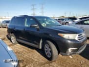 ✅ 2012 Toyota Highlander • VIN: 5TDBK3EH7CS103551 • Lot: 82317405. Wystawiony na Copart z przebiegiem 195 634 mil. Bezpłatny archiwum sprzedaży aukcyjnych z USA i szczegółowy raport historii pojazdu na DreamBid. Zdjęcie 4.