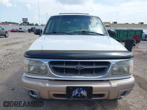 ✅ 2000 Ford Explorer Eddie Bauer • VIN: 1FMZU74E8YZA55910 • Lot: 42847157. Wystawiony na IAAI z przebiegiem 167 713 mil. Bezpłatny archiwum sprzedaży aukcyjnych z USA i szczegółowy raport historii pojazdu na DreamBid. Zdjęcie 12.