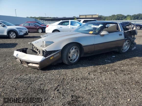 ✅ 1987 Chevrolet Corvette • VIN: 1G1YY2180H5119525 • Лот: 69021845. Опубликован ранее на Copart с пробегом Не указан. Бесплатный доступ к архиву аукционных продаж из США и подробный отчёт об истории автомобиля на DreamBid. Изображение 1.