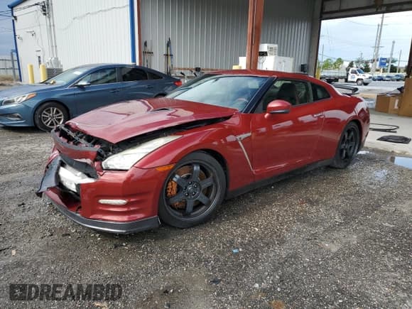 ✅ 2015 Nissan GT-R Premium • VIN: JN1AR5EF3FM281347 • Lot: 70051225. Listed on Copart with 110,657 mi. Free auction sales archive from the USA and detailed vehicle history report at DreamBid. Image 1.