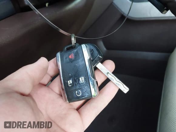 ✅ 2019 Chevrolet Silverado 2500HD LTZ • VIN: 1GC1KTEY0KF183978 • Лот: 41105581. Опубликован ранее на IAAI с пробегом Не указан. Бесплатный доступ к архиву аукционных продаж из США и подробный отчёт об истории автомобиля на DreamBid. Изображение 11.