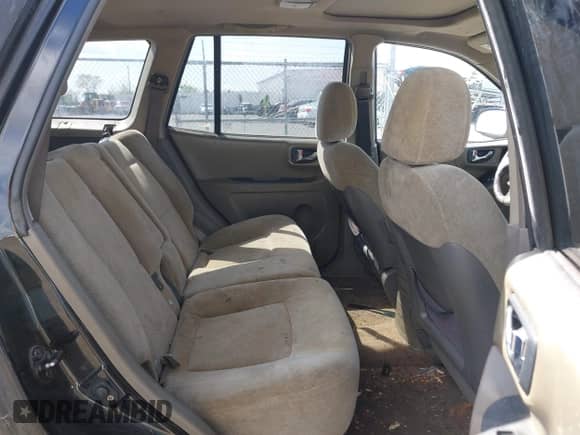 ✅ 2004 Hyundai Santa Fe GLS • VIN: KM8SC13D94U747420 • Лот: 42091747. Размещён на IAAI с пробегом 198 003 миль миль. Получите бесплатный доступ к архиву аукционных продаж из США и посмотрите подробный отчёт об истории автомобиля на DreamBid. Изображение 8.