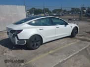 ✅ 2021 Tesla Model 3 Long Range • VIN: 5YJ3E1EB9MF048490 • Lot: 43697250. Wystawiony na IAAI z przebiegiem 58 078 mil. Bezpłatny archiwum sprzedaży aukcyjnych z USA i szczegółowy raport historii pojazdu na DreamBid. Zdjęcie 4.