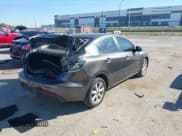 ✅ 2010 Mazda 3 i Touring • VIN: JM1BL1SF1A1108792 • Lot: 43605638. Wystawiony na IAAI z przebiegiem 138 420 mil. Bezpłatny archiwum sprzedaży aukcyjnych z USA i szczegółowy raport historii pojazdu na DreamBid. Zdjęcie 4.