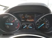 ✅ 2017 Ford Escape S • VIN: 1FMCU0F7XHUE42595 • Лот: 86547795. Опубликован ранее на Copart с пробегом 98 530 миль. Бесплатный доступ к архиву аукционных продаж из США и подробный отчёт об истории автомобиля на DreamBid. Изображение 9.