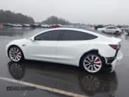 ✅ 2019 Tesla Model 3 Long Range • VIN: 5YJ3E1EB0KF487607 • Lot: 43742331. Wystawiony na IAAI z przebiegiem 65 449 mil. Bezpłatny archiwum sprzedaży aukcyjnych z USA i szczegółowy raport historii pojazdu na DreamBid. Zdjęcie 14.