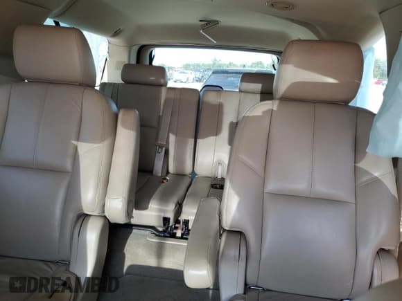 ✅ 2012 Chevrolet Suburban LT • VIN: 1GNSCJE00CR267810 • Lot: 91269515. Listed on Copart with 222,756 mi. Free auction sales archive from the USA and detailed vehicle history report at DreamBid. Image 10.