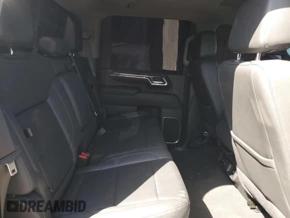 ✅ 2024 Chevrolet Silverado 2500HD • VIN: 2GC1YPEY6R1104367 • Lot: 51783695. Wystawiony na Copart z przebiegiem 59 283 mil. Bezpłatny archiwum sprzedaży aukcyjnych z USA i szczegółowy raport historii pojazdu na DreamBid. Zdjęcie 10.