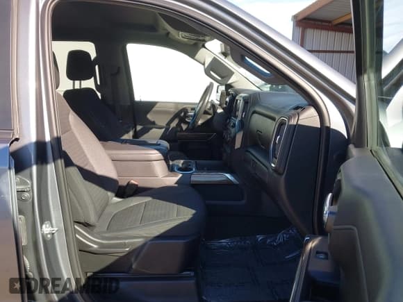 ✅ 2020 Chevrolet Silverado 1500 RST • VIN: 3GCUYEET7LG374874 • Lot: 41751044. Listed on IAAI with 108,814 mi. Free auction sales archive from the USA and detailed vehicle history report at DreamBid. Image 5.