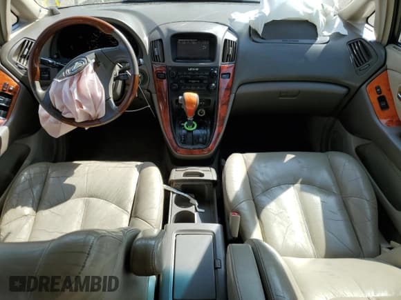 ✅ 2003 Lexus RX 300 • VIN: JTJHF10U330313717 • Lot: 81114755. Listed on Copart with 228,321 mi. Free auction sales archive from the USA and detailed vehicle history report at DreamBid. Image 8.