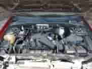 2006 Mercury Mariner Luxury z VIN 4M2YU56186KJ03260, wystawiony jako IAAI lot #42010188 z przebiegiem 103 673 mil mil oraz . Historia ofert i sprzedaży dostępna na DreamBid. Obrazek 10.