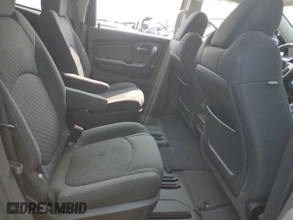 ✅ 2011 Chevrolet Traverse 1LT • VIN: 1GNKRGED2BJ385147 • Lot: 70692654. Wystawiony na Copart z przebiegiem Nie podano. Bezpłatny archiwum sprzedaży aukcyjnych z USA i szczegółowy raport historii pojazdu na DreamBid. Zdjęcie 10.