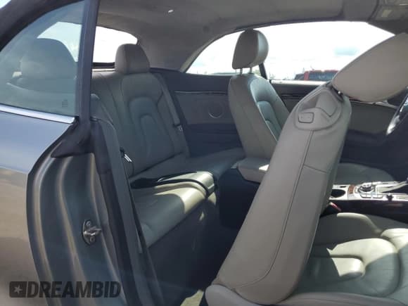 ✅ 2010 Audi A5 Premium Plus • VIN: WAUJFAFH7AN013156 • Lot: 63776815. Listed on Copart with 114,405 mi. Free auction sales archive from the USA and detailed vehicle history report at DreamBid. Image 10.