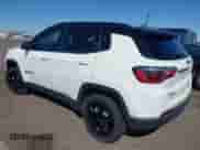 2020 Jeep Compass Latitude с VIN 3C4NJDBBXLT203932, выставлен на аукционе IAAI как лот 41830978 с пробегом 49 421 миль миль и . История ставок и продаж доступна на DreamBid. Изображение 3.