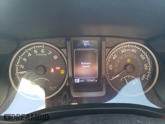 ✅ 2019 Toyota Tacoma SR • VIN: 3TMCZ5AN0KM286393 • Lot: 82637745. Wystawiony na Copart z przebiegiem 135 847 mil. Bezpłatny archiwum sprzedaży aukcyjnych z USA i szczegółowy raport historii pojazdu na DreamBid. Zdjęcie 9.