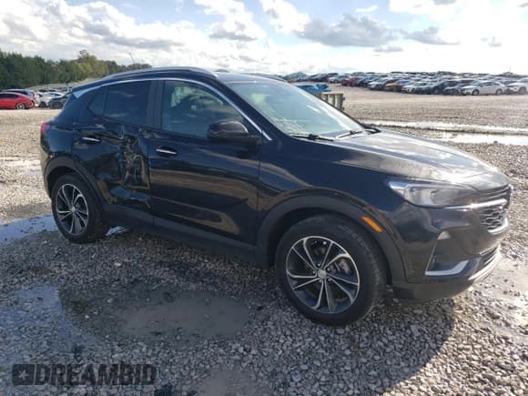 ✅ 2022 Buick Encore GX Select • VIN: KL4MMDS20NB141362 • Lot: 81755225. Listed on Copart with 43,608 mi. Free auction sales archive from the USA and detailed vehicle history report at DreamBid. Image 4.