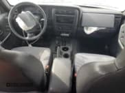 ✅ 2001 Jeep Cherokee Sport • VIN: 1J4FF48S21L502105 • Лот: 92855015. Опубликован ранее на Copart с пробегом 118 194 миль. Бесплатный доступ к архиву аукционных продаж из США и подробный отчёт об истории автомобиля на DreamBid. Изображение 8.