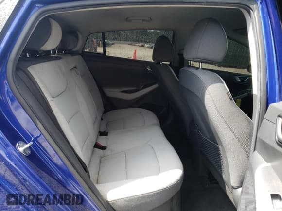 ✅ 2022 Hyundai Ioniq SE • VIN: KMHC75LC1NU282494 • Lot: 63235514. Wystawiony na Copart z przebiegiem 56 623 mil. Bezpłatny archiwum sprzedaży aukcyjnych z USA i szczegółowy raport historii pojazdu na DreamBid. Zdjęcie 10.