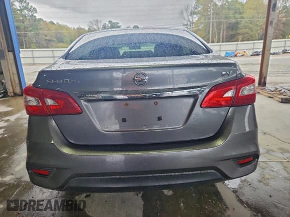 ✅ 2017 Nissan Sentra SR • VIN: 3N1AB7AP7HL720335 • Lot: 93331515. Listed on Copart with 110,812 mi. Free auction sales archive from the USA and detailed vehicle history report at DreamBid. Image 6.