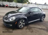 ✅ 2012 Volkswagen Beetle Turbo • VIN: 3VWVA7AT6CM648395 • Лот: 64002495. Опубликован ранее на Copart с пробегом 71 250 миль. Бесплатный доступ к архиву аукционных продаж из США и подробный отчёт об истории автомобиля на DreamBid. Изображение 1.