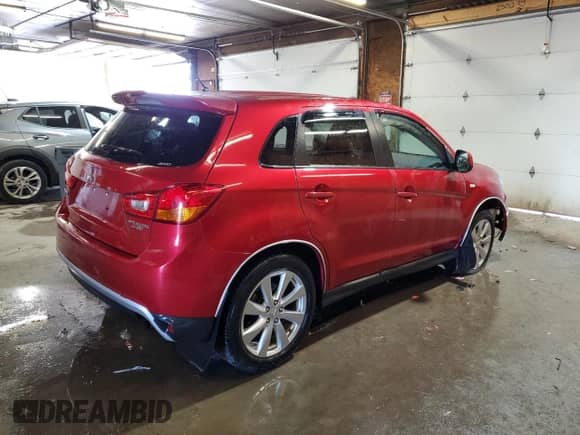 2013 Mitsubishi Outlander ES z VIN 4A4AR3AU9DE012341, wystawiony jako Copart lot #70625765 z przebiegiem 33 375 mil mil oraz Szkoda całkowita • Salvage title. Historia ofert i sprzedaży dostępna na DreamBid. Obrazek 3.