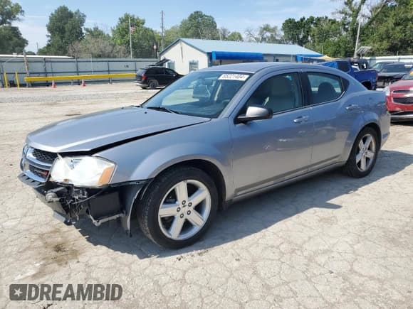 ✅ 2013 Dodge Avenger SE • VIN: 1C3CDZAB1DN589286 • Лот: 65221404. Опубликован ранее на Copart с пробегом 213 354 миль. Бесплатный доступ к архиву аукционных продаж из США и подробный отчёт об истории автомобиля на DreamBid. Изображение 1.