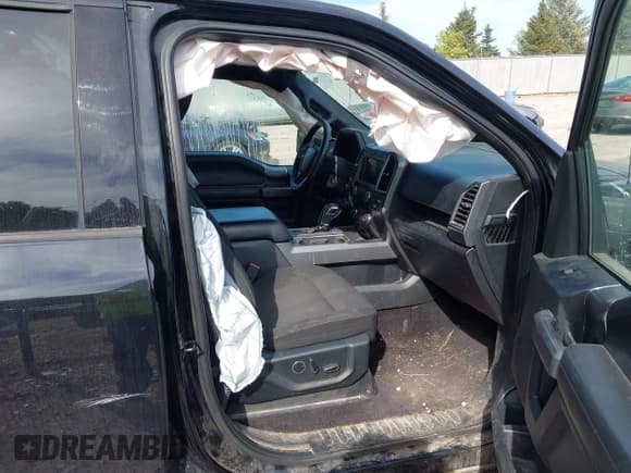 ✅ 2017 Ford F-150 XL • VIN: 1FTEW1EF5HFA65121 • Лот: 43340606. Опубликован ранее на IAAI с пробегом 149 106 миль. Бесплатный доступ к архиву аукционных продаж из США и подробный отчёт об истории автомобиля на DreamBid. Изображение 5.