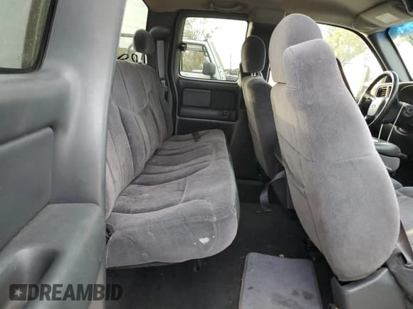 ✅ 2002 Chevrolet Silverado 1500 LS • VIN: 2GCEC19T621278697 • Лот: 77357004. Опубликован ранее на Copart с пробегом 182 522 миль. Бесплатный доступ к архиву аукционных продаж из США и подробный отчёт об истории автомобиля на DreamBid. Изображение 10.