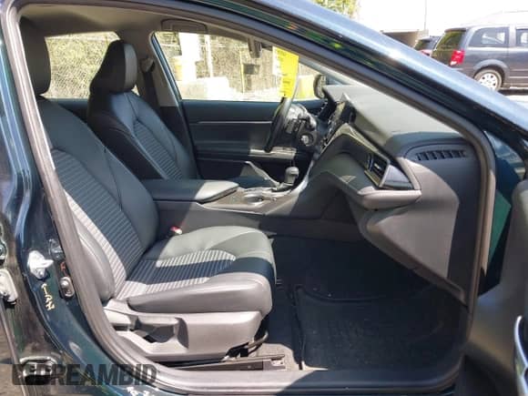 2021 Toyota Camry SE with VIN 4T1G11BK4MU042911, listed as a IAAI auction lot 42495834 with 73,314 mi miles and . Bid and sale history available at DreamBid. Image 5.