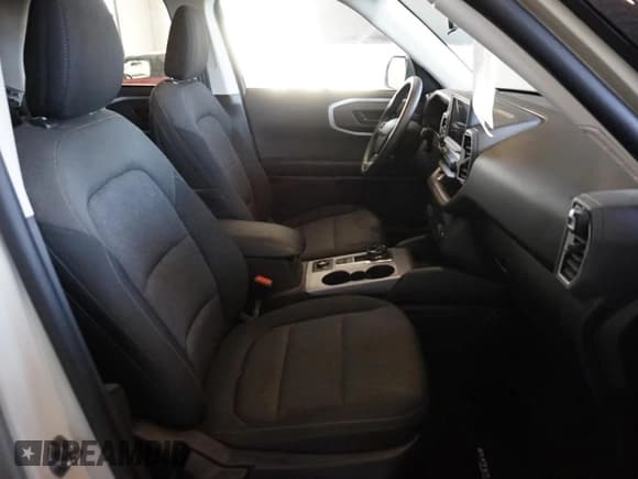 ✅ 2024 Ford Bronco Sport Big Bend • VIN: 3FMCR9B63RRE73859 • Lot: 48053385. Wystawiony na Copart z przebiegiem 3 140 mil. Bezpłatny archiwum sprzedaży aukcyjnych z USA i szczegółowy raport historii pojazdu na DreamBid. Zdjęcie 5.