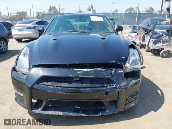 ✅ 2016 Nissan GT-R Premium • VIN: JN1AR5EF8GM290918 • Лот: 42476340. Опубликован ранее на IAAI с пробегом 23 667 миль. Бесплатный доступ к архиву аукционных продаж из США и подробный отчёт об истории автомобиля на DreamBid. Изображение 12.