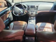 ✅ 2010 Hyundai Veracruz Limited • VIN: KM8NU4CCXAU108946 • Lot: 61843385. Listed on Copart with 201,778 mi. Free auction sales archive from the USA and detailed vehicle history report at DreamBid. Image 8.