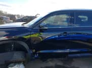 ✅ 2024 Toyota Highlander XLE • VIN: 5TDAAAB50RS012465 • Lot: 43660174. Listed on IAAI with 15,848 mi. Free auction sales archive from the USA and detailed vehicle history report at DreamBid. Image 18.