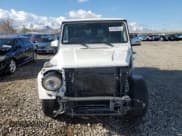 ✅ 2017 Mercedes-Benz G 63 AMG • VIN: WDCYC7DF9HX263098 • Lot: 82479514. Wystawiony na Copart z przebiegiem 32 384 mil. Bezpłatny archiwum sprzedaży aukcyjnych z USA i szczegółowy raport historii pojazdu na DreamBid. Zdjęcie 5.