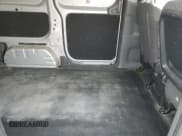 ✅ 2018 Nissan NV200 SV • VIN: 3N6CM0KN0JK690656 • Lot: 91311435. Wystawiony na Copart z przebiegiem 105 983 mil. Bezpłatny archiwum sprzedaży aukcyjnych z USA i szczegółowy raport historii pojazdu na DreamBid. Zdjęcie 11.