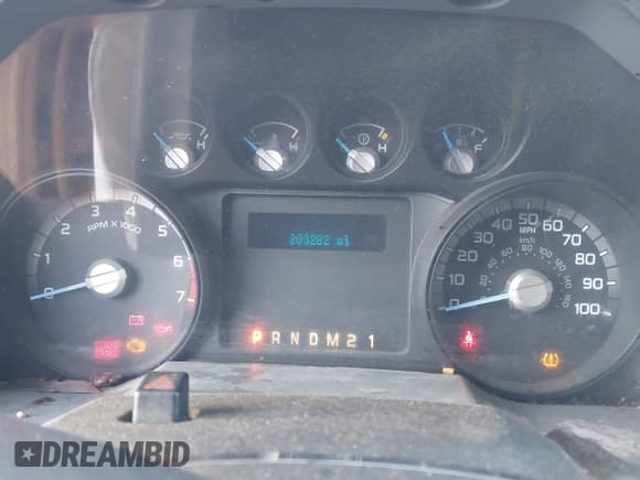 ✅ 2013 Ford F-250 XL • VIN: 1FT7W2B69DEA66226 • Lot: 43531942. Listed on IAAI with 203,282 mi. Free auction sales archive from the USA and detailed vehicle history report at DreamBid. Image 15.