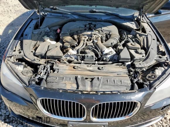 ✅ 2011 BMW 7 Series 750Li • VIN: WBAKB8C57BCY64681 • Лот: 70883095. Опубликован ранее на Copart с пробегом 145 145 миль. Бесплатный доступ к архиву аукционных продаж из США и подробный отчёт об истории автомобиля на DreamBid. Изображение 11.