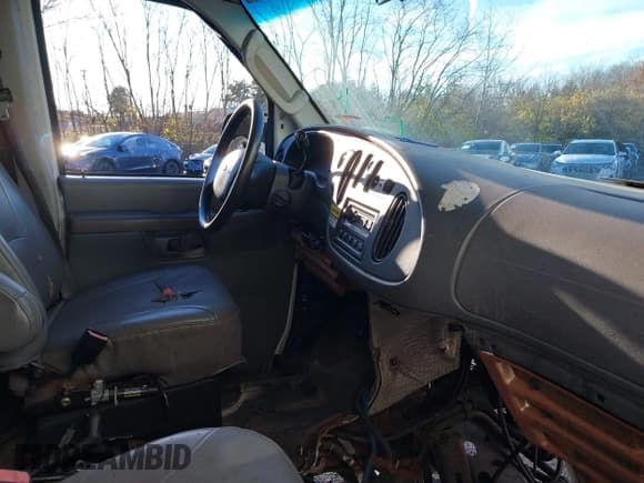 ✅ 2006 Ford Econoline Cargo • VIN: 1FTSE34L66DA42092 • Лот: 43710753. Опубликован ранее на IAAI с пробегом Не указан. Бесплатный доступ к архиву аукционных продаж из США и подробный отчёт об истории автомобиля на DreamBid. Изображение 5.