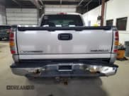 ✅ 2001 Chevrolet Silverado 2500HD LS • VIN: 1GCHK29U01E261048 • Лот: 71836145. Опубликован ранее на Copart с пробегом 94 197 миль. Бесплатный доступ к архиву аукционных продаж из США и подробный отчёт об истории автомобиля на DreamBid. Изображение 6.