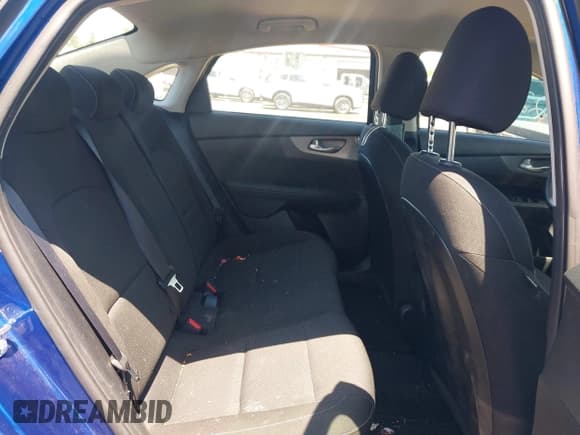 ✅ 2021 Kia Forte LXS • VIN: 3KPF24AD4ME277261 • Лот: 42230195. Опубликован ранее на IAAI с пробегом 86 515 миль. Бесплатный доступ к архиву аукционных продаж из США и подробный отчёт об истории автомобиля на DreamBid. Изображение 8.