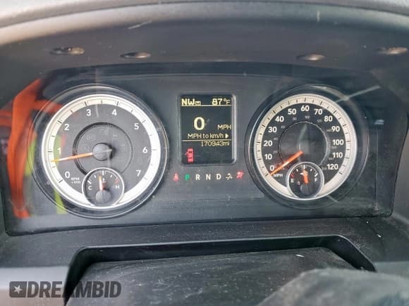 ✅ 2014 Ram 2500 SLT • VIN: 3C6TR5DT1EG207401 • Lot: 84538805. Listed on Copart with 170,943 mi. Free auction sales archive from the USA and detailed vehicle history report at DreamBid. Image 9.