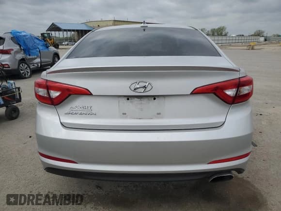 ✅ 2017 Hyundai Sonata SE • VIN: 5NPE24AF1HH576060 • Lot: 49315923. Listed on Copart with 120,416 mi. Free auction sales archive from the USA and detailed vehicle history report at DreamBid. Image 6.