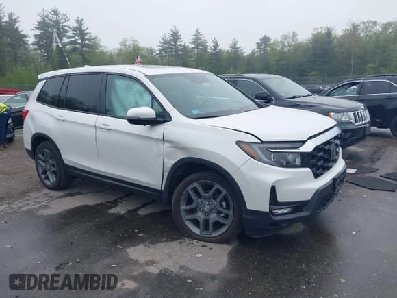 ✅ 2023 Honda Passport EX-L • VIN: 5FNYF8H5XPB005136 • Lot: 42275156. Listed on IAAI with 35,471 mi. Free auction sales archive from the USA and detailed vehicle history report at DreamBid. Image 1.