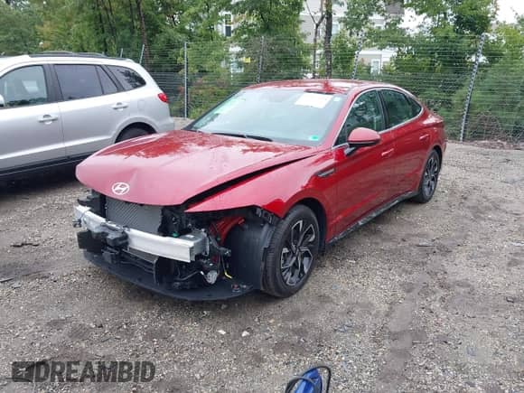 2024 Hyundai Sonata SEL с VIN KMHL64JA3RA390783, выставлен на аукционе IAAI как лот 43167594 с пробегом 7 976 миль миль и . История ставок и продаж доступна на DreamBid. Изображение 2.