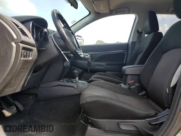 2017 Mitsubishi Outlander ES с VIN JA4AP3AU0HZ014050, выставлен на аукционе Copart как лот 82188955 с пробегом 134 845 миль миль и Списание • Salvage title. История ставок и продаж доступна на DreamBid. Изображение 7.