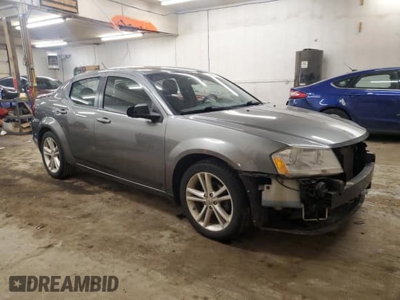 ✅ 2013 Dodge Avenger SE V6 • VIN: 1C3CDZAG1DN519637 • Lot: 42973175. Wystawiony na Copart z przebiegiem 100 846 mil. Bezpłatny archiwum sprzedaży aukcyjnych z USA i szczegółowy raport historii pojazdu na DreamBid. Zdjęcie 4.
