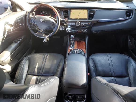 ✅ 2015 Kia K900 Premium • VIN: KNALU4D46F6027079 • Lot: 76315024. Wystawiony na Copart z przebiegiem 107 908 mil. Bezpłatny archiwum sprzedaży aukcyjnych z USA i szczegółowy raport historii pojazdu na DreamBid. Zdjęcie 8.